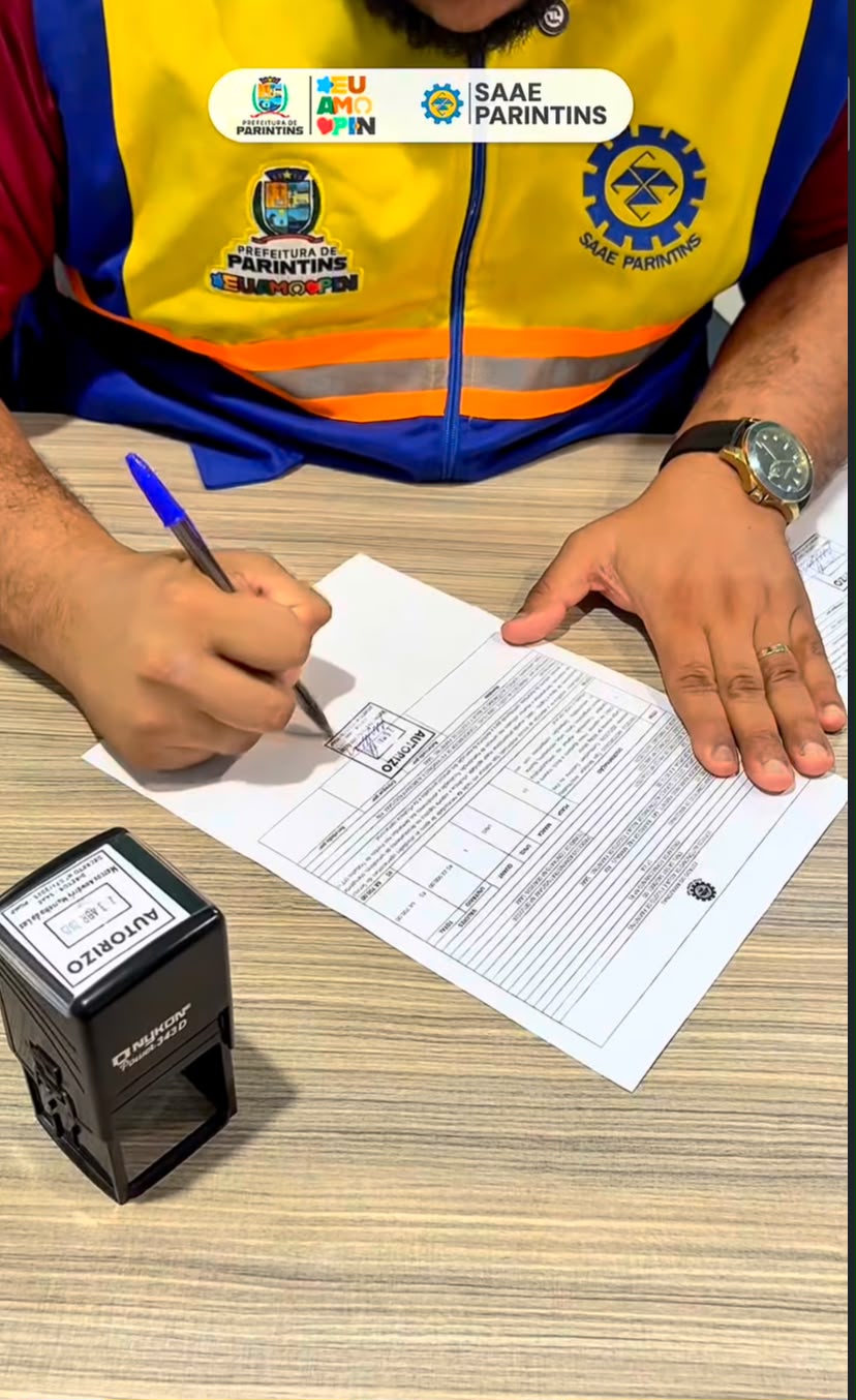 Imagem da notícia: SAAE de Parintins adquire três novos triciclos motorizados.