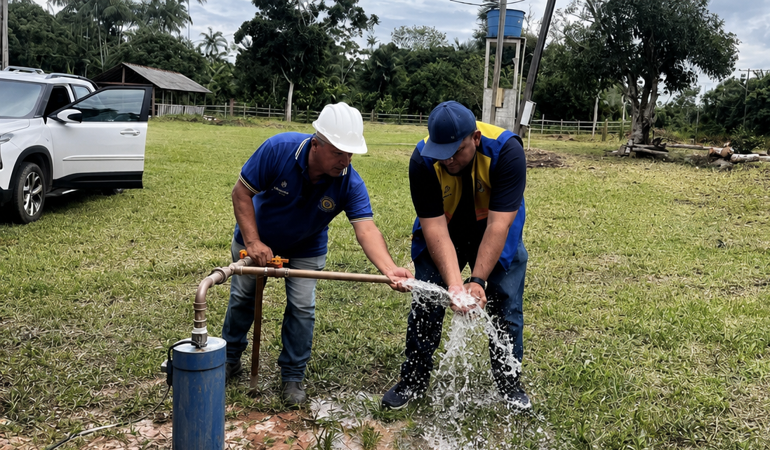 Imagem da notícia: Prefeitura de Parintins amplia sistemas de abastecimento de água em comunidades rurais